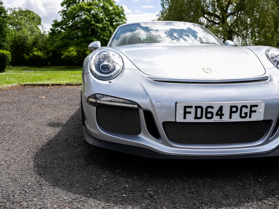 2014 Porsche 991 GT3 - Image 23 of 31