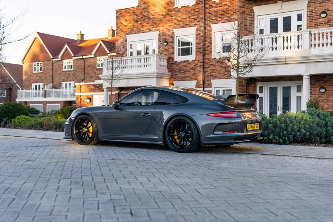 2014 Porsche 991 GT3 - Image 16 of 31