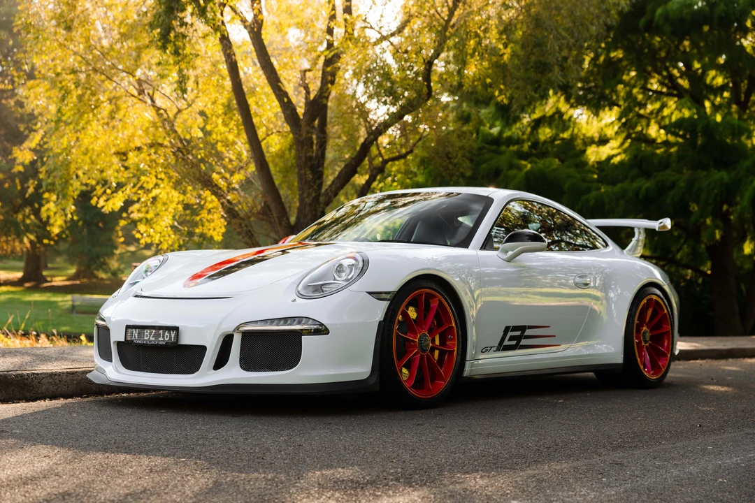 2014 Porsche 991 GT3 - Image 3 of 6