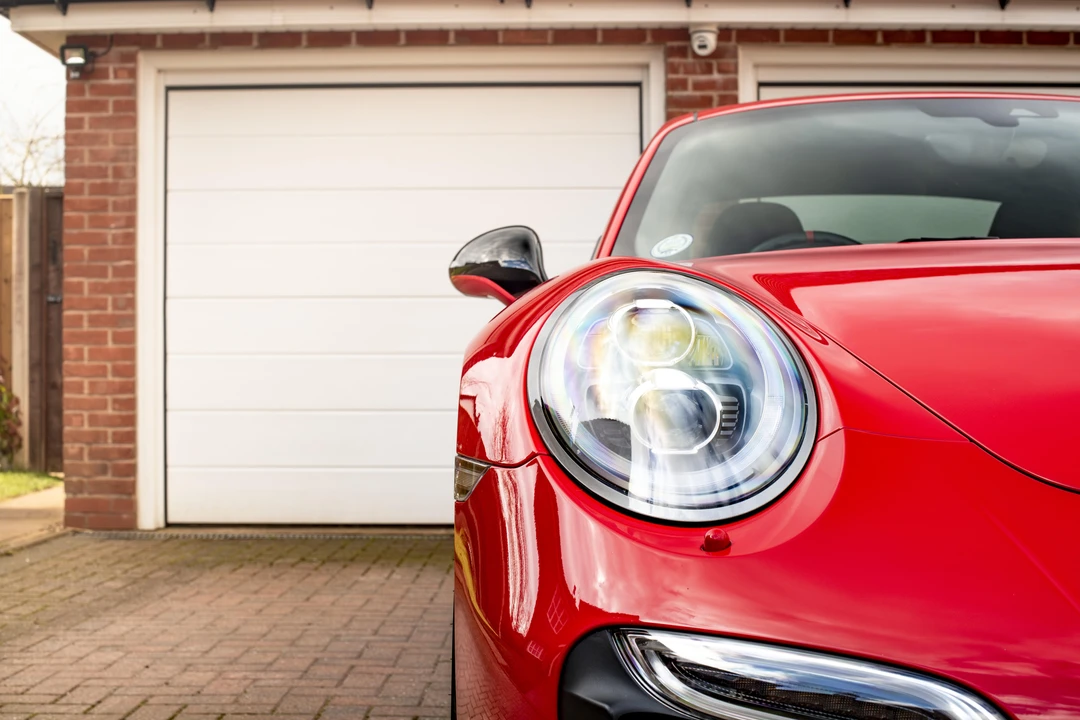 2014 Porsche 991 Turbo - Image 26 of 31