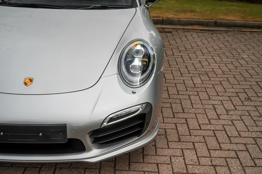 2014 Porsche 991 Turbo S - Image 26 of 31
