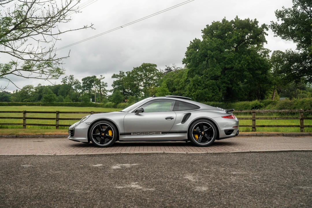 2014 Porsche 991 Turbo S - Image 4 of 31