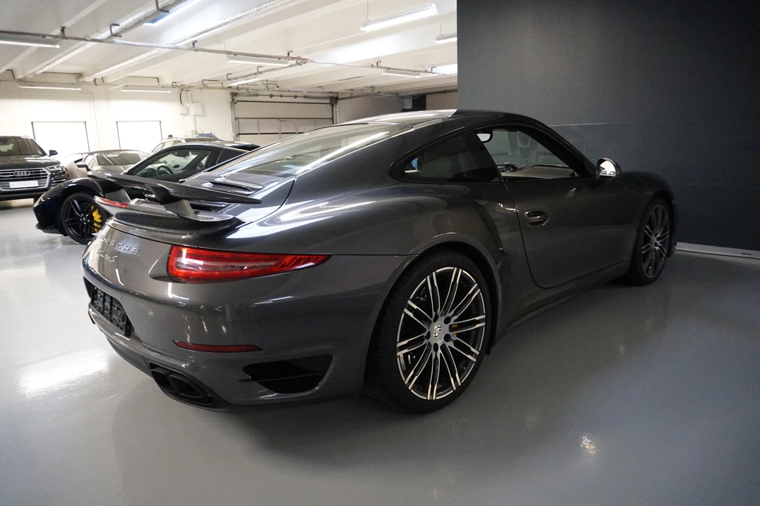 2014 Porsche 991 Turbo S - Image 7 of 31