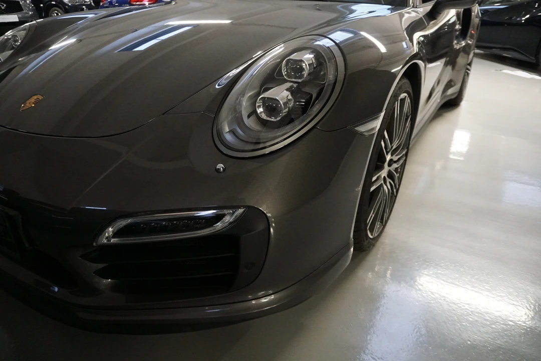 2014 Porsche 991 Turbo S - Image 20 of 31