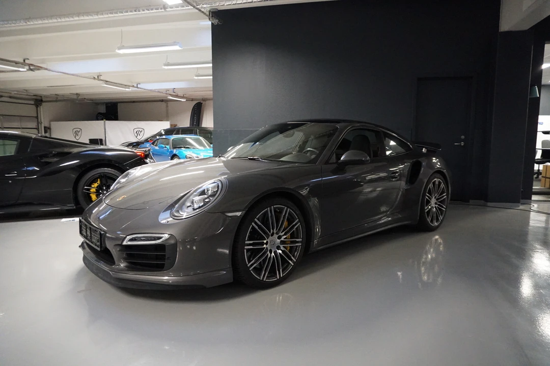 2014 Porsche 991 Turbo S - Image 11 of 31
