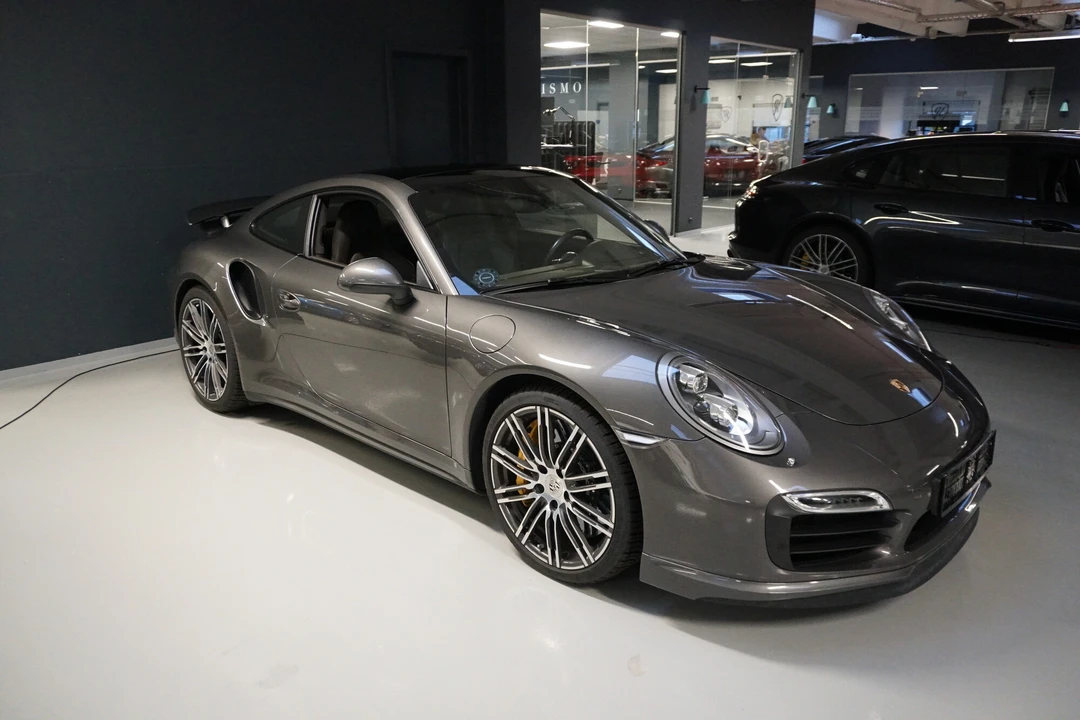2014 Porsche 991 Turbo S - Image 9 of 31