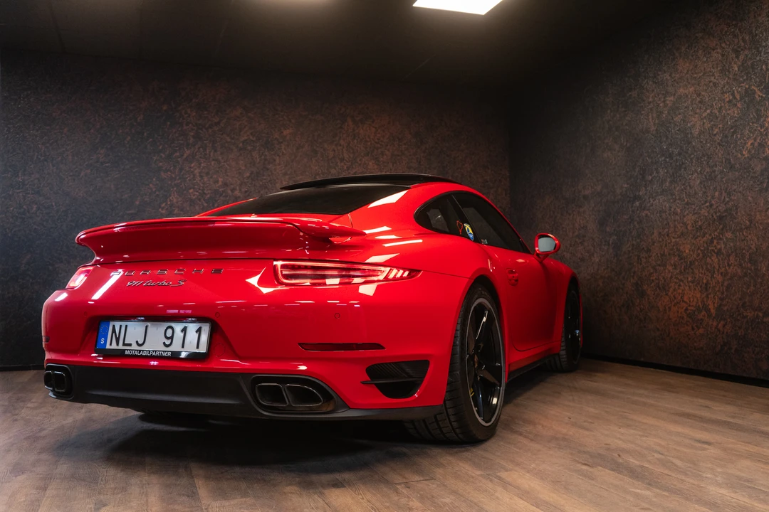 2014 Porsche 991 Turbo S - Image 8 of 31