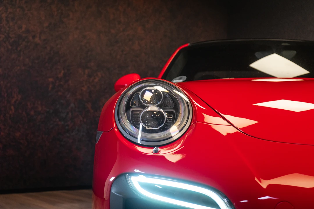 2014 Porsche 991 Turbo S - Image 18 of 31