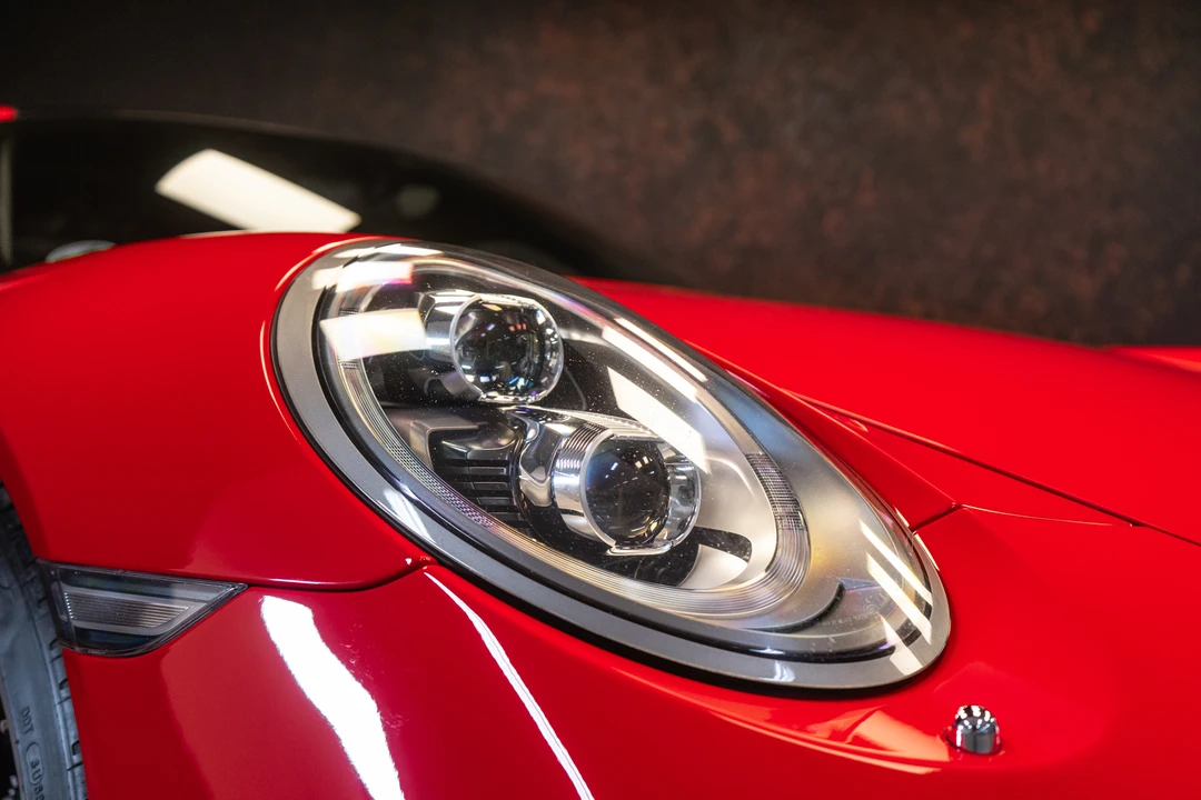 2014 Porsche 991 Turbo S - Image 19 of 31