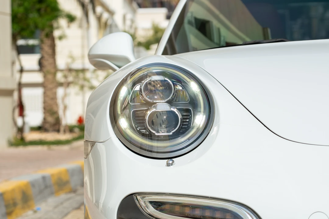2014 Porsche 991 Turbo S - Image 18 of 31