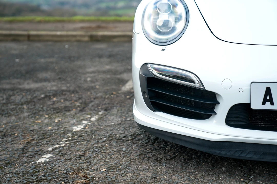 2014 Porsche 991 Carrera - Image 16 of 31