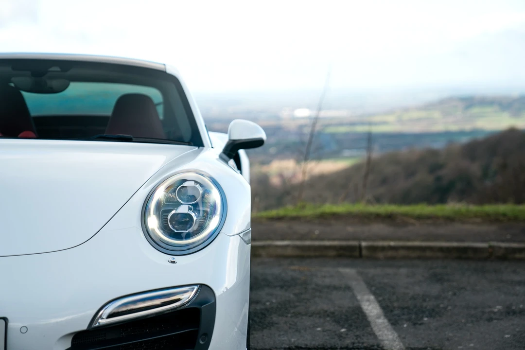 2014 Porsche 991 Carrera - Image 26 of 31