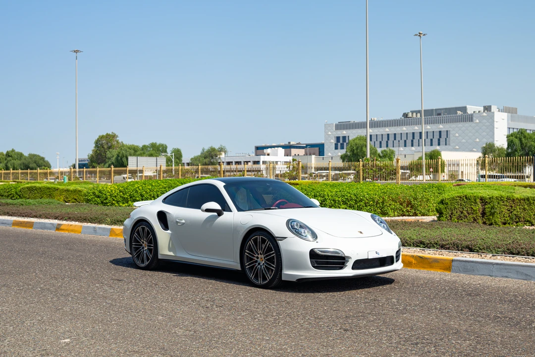 2014 Porsche 991 Turbo - Image 9 of 31