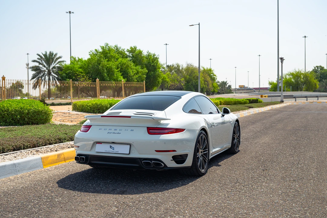 2014 Porsche 991 Turbo - Image 14 of 31