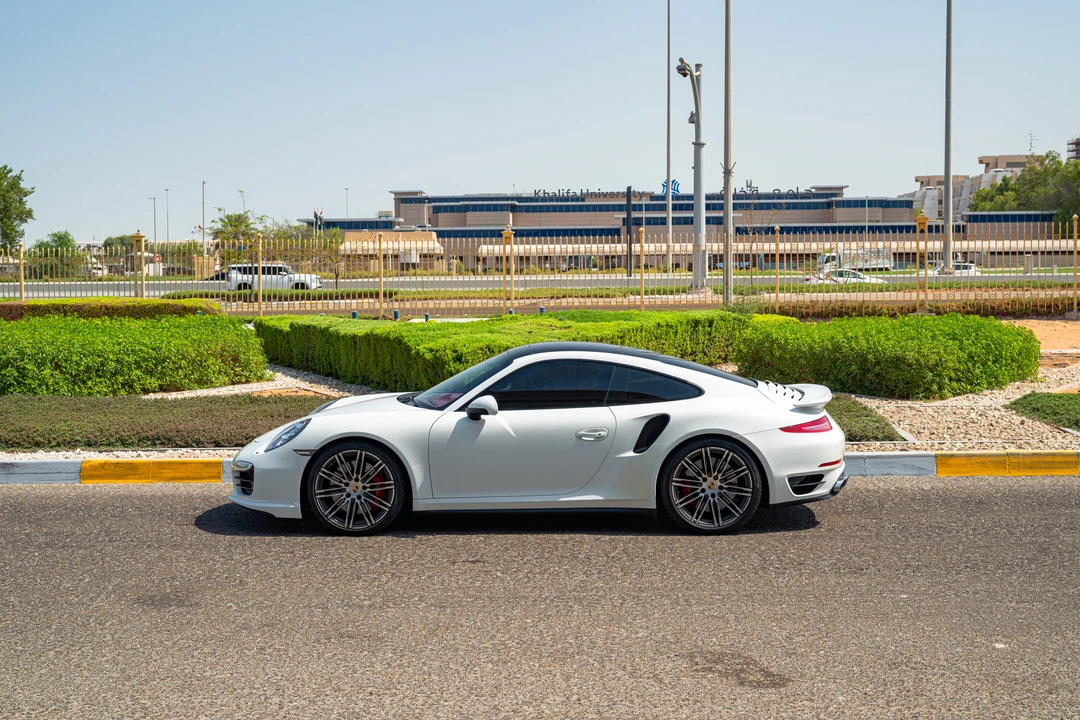 2014 Porsche 991 Turbo - Image 18 of 31