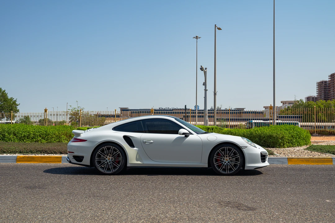 2014 Porsche 991 Turbo - Image 15 of 31