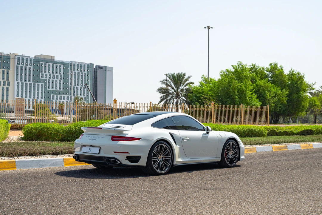 2014 Porsche 991 Turbo - Image 6 of 31