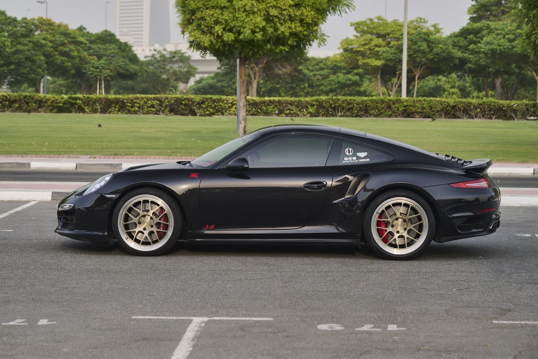 2014 Porsche 991 Turbo - Image 8 of 31