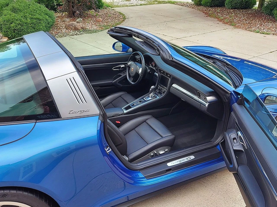 2014 Porsche 991 Targa 4 & 4S - Image 9 of 13
