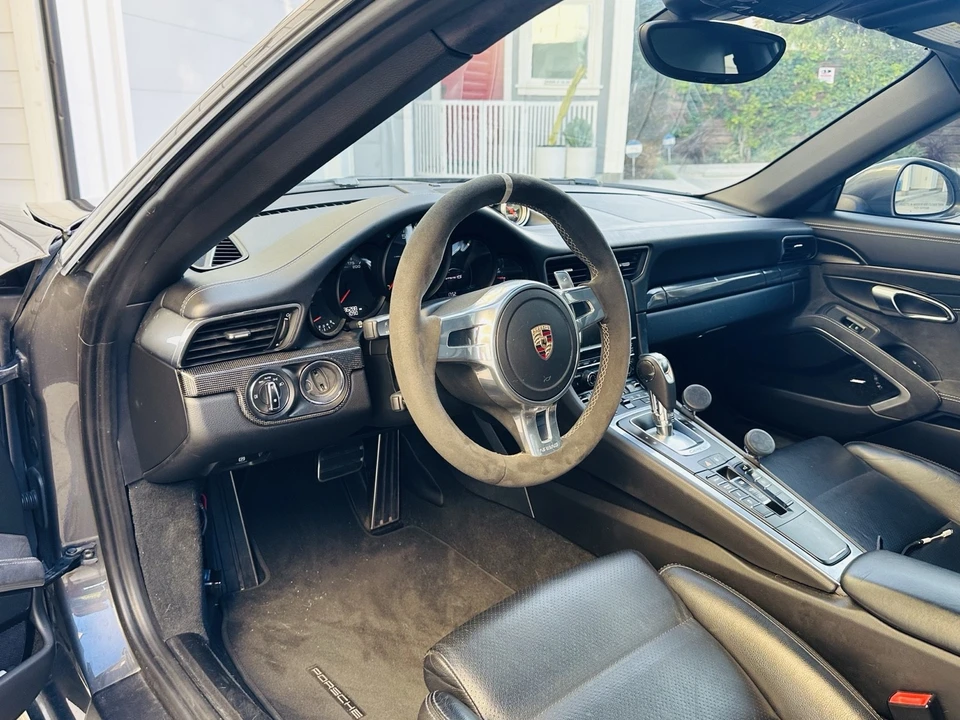 2014 Porsche - Image 9 of 26