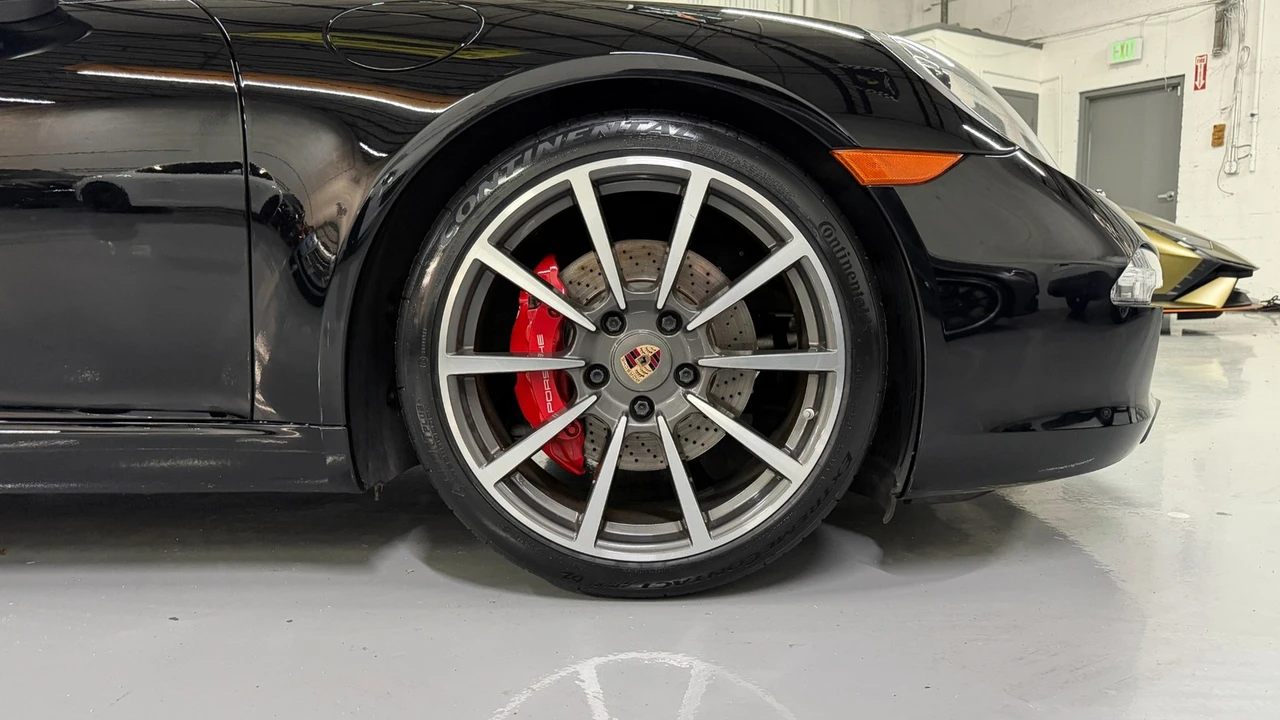 2014 Porsche 991 Carrera S - Image 29 of 31