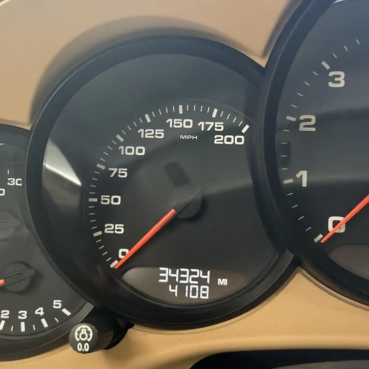 2014 Porsche 991 Carrera - Image 8 of 21