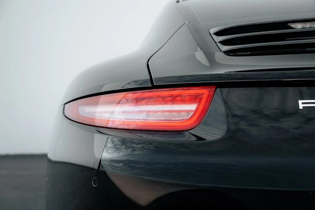 2014 Porsche 991 Carrera - Image 8 of 21