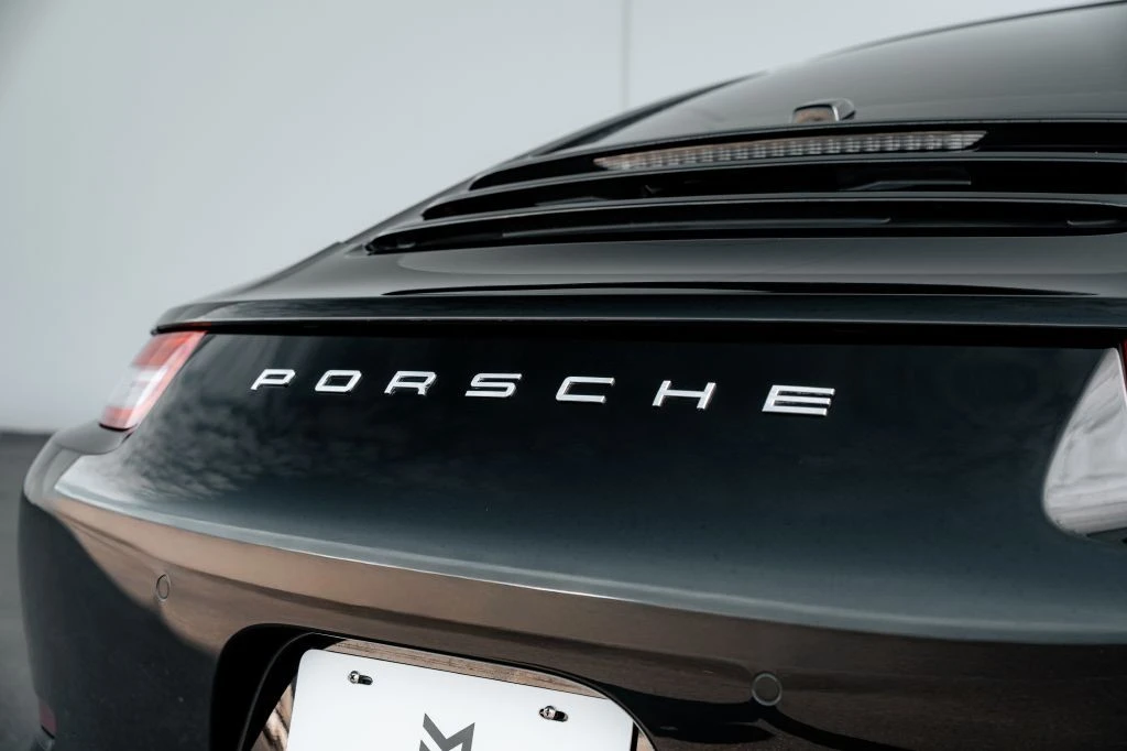 2014 Porsche 991 Carrera - Image 9 of 21