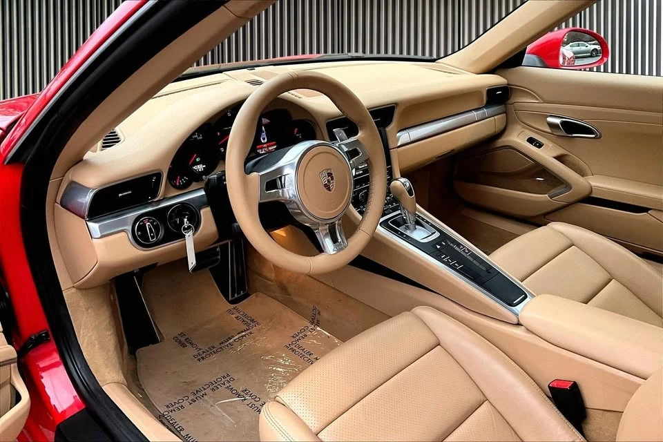 2014 Porsche 991 Carrera - Image 8 of 17