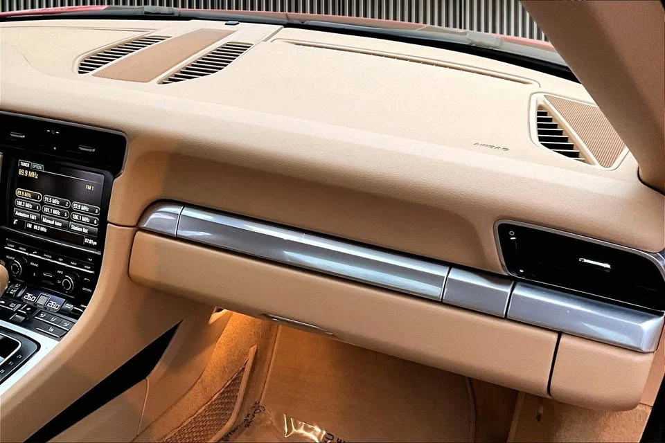 2014 Porsche 991 Carrera - Image 11 of 17