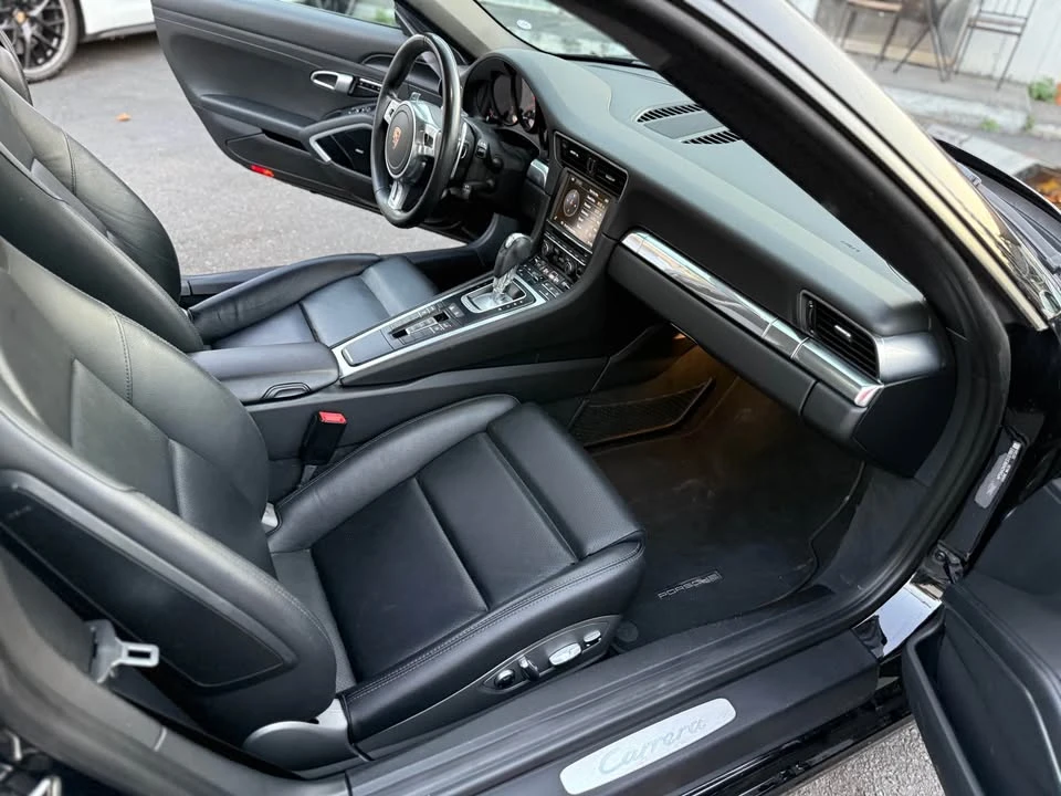 2014 Porsche 991 Carrera - Image 15 of 20