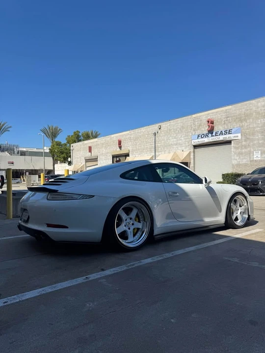 2014 Porsche 991 Carrera - Image 13 of 19