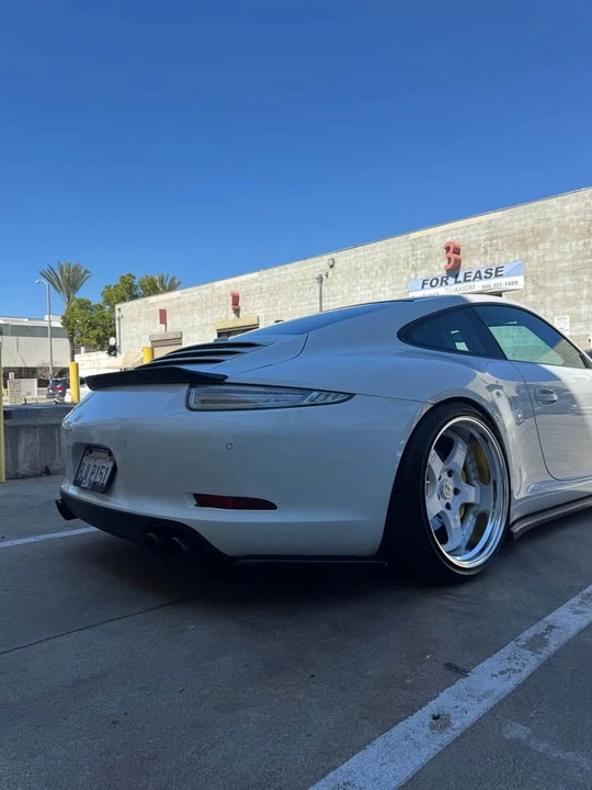 2014 Porsche 991 Carrera - Image 17 of 19