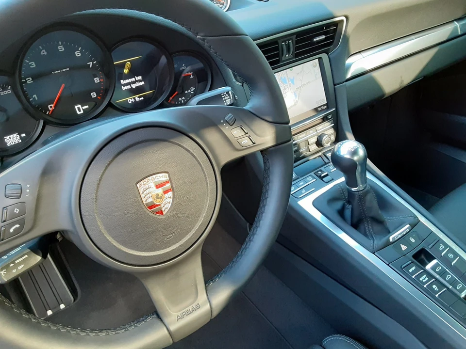 2014 Porsche 991 Carrera - Image 6 of 15