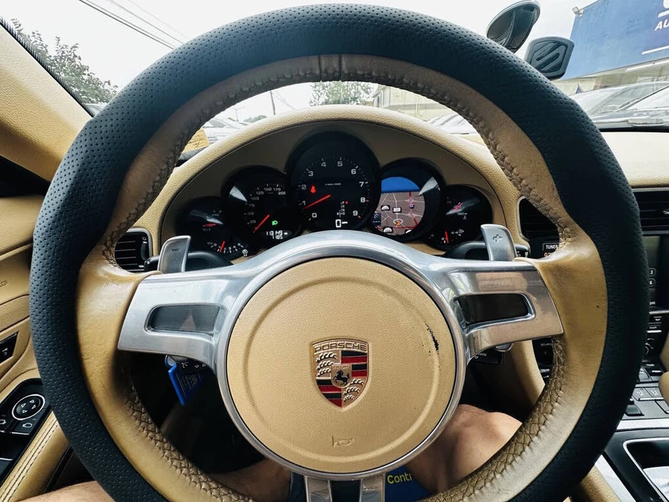 2014 Porsche 991 Carrera 4 - Image 15 of 24