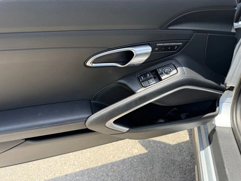 2014 Porsche 991 Carrera 4 - Image 23 of 29