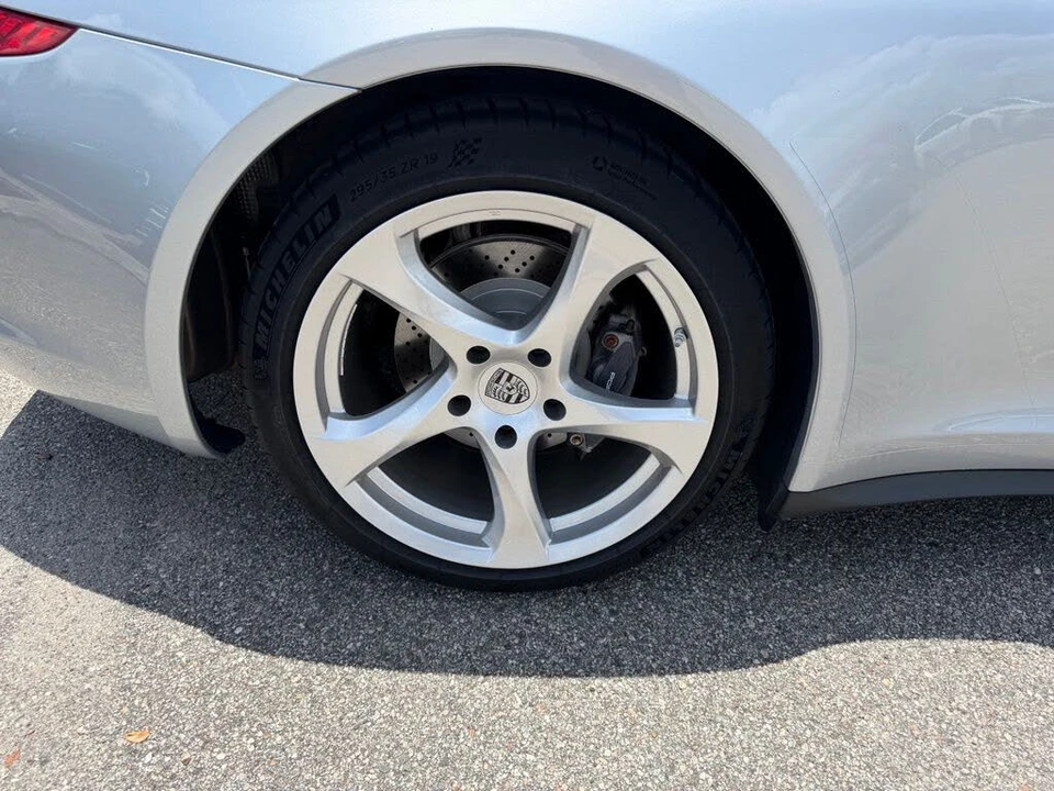 2014 Porsche 991 Carrera 4 - Image 5 of 29