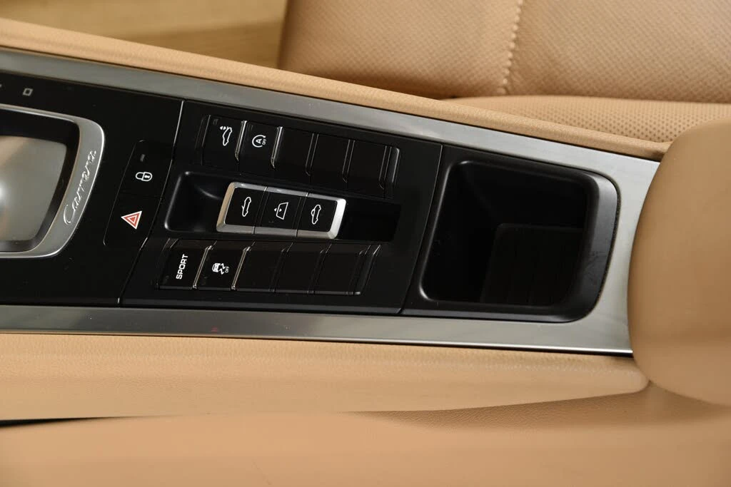 2014 Porsche 991 Carrera 4 - Image 25 of 31