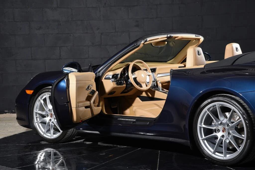 2014 Porsche 991 Carrera 4 - Image 15 of 31