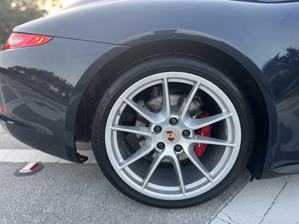 2014 Porsche 991 Carrera 4 - Image 25 of 31