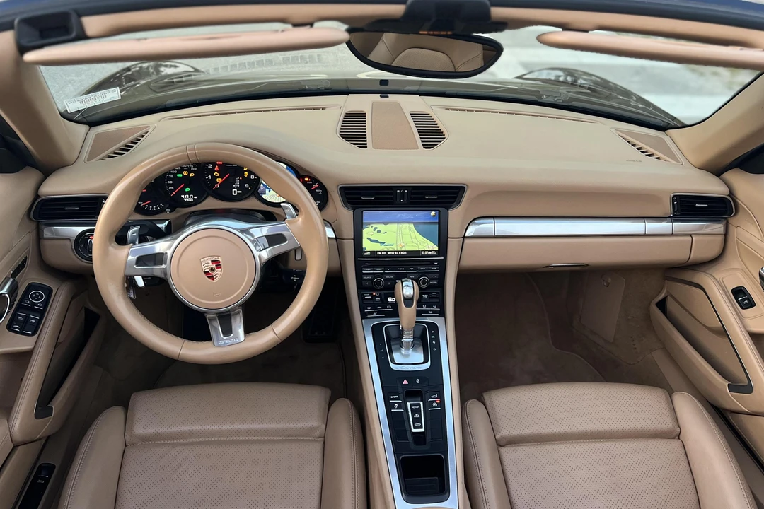 2014 Porsche 991 Carrera 4 - Image 30 of 31