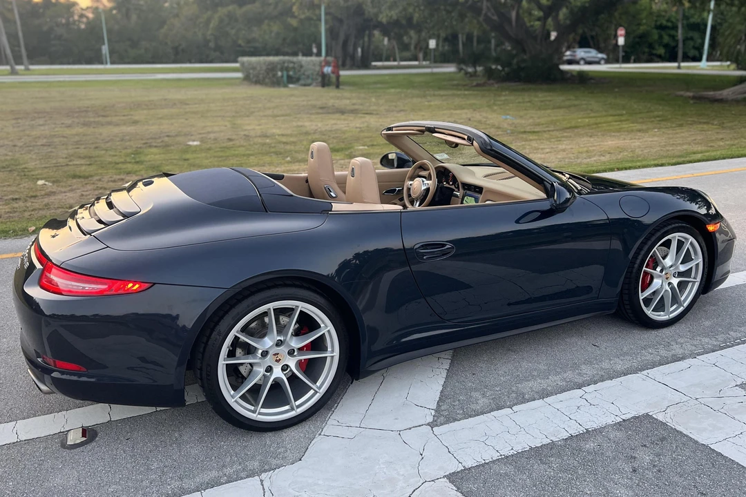 2014 Porsche 991 Carrera 4 - Image 4 of 31