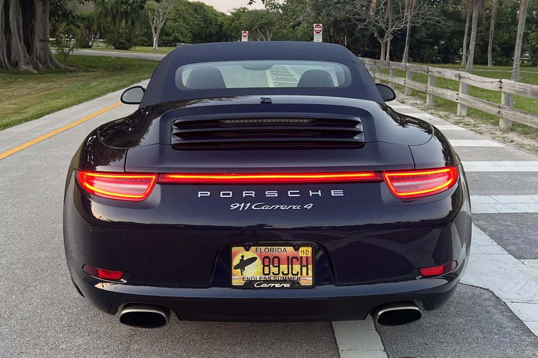 2014 Porsche 991 Carrera 4 - Image 5 of 31