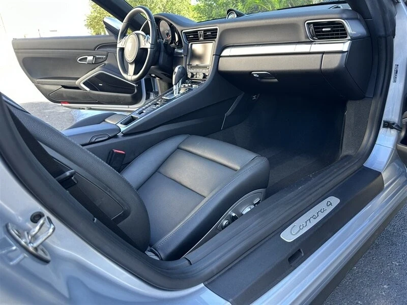 2014 Porsche 991 Carrera 4 - Image 15 of 21
