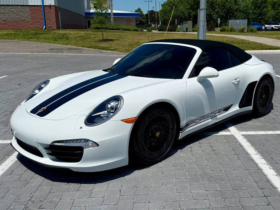 2014 Porsche 991 Carrera 4 - Image 16 of 31
