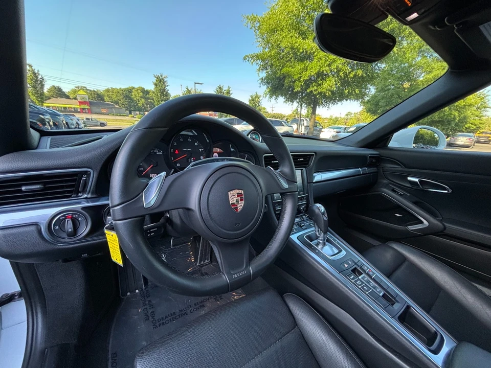 2014 Porsche 991 Carrera 4 - Image 28 of 31