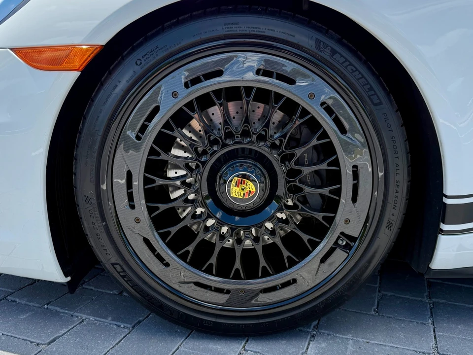 2014 Porsche 991 Carrera 4 - Image 24 of 31