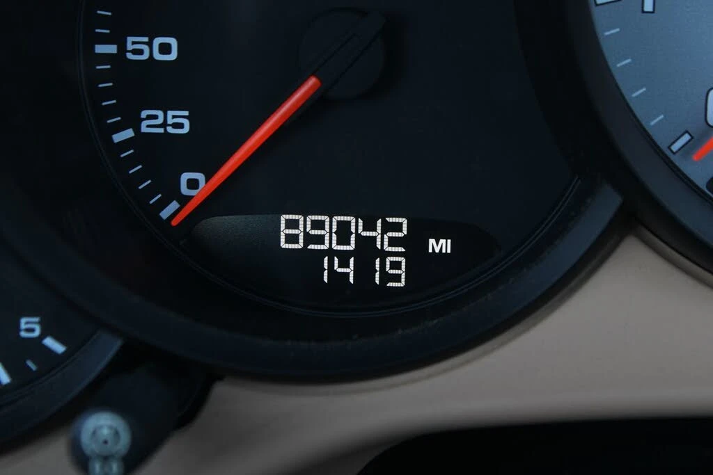 2014 Porsche 991 Carrera 4S - Image 29 of 31
