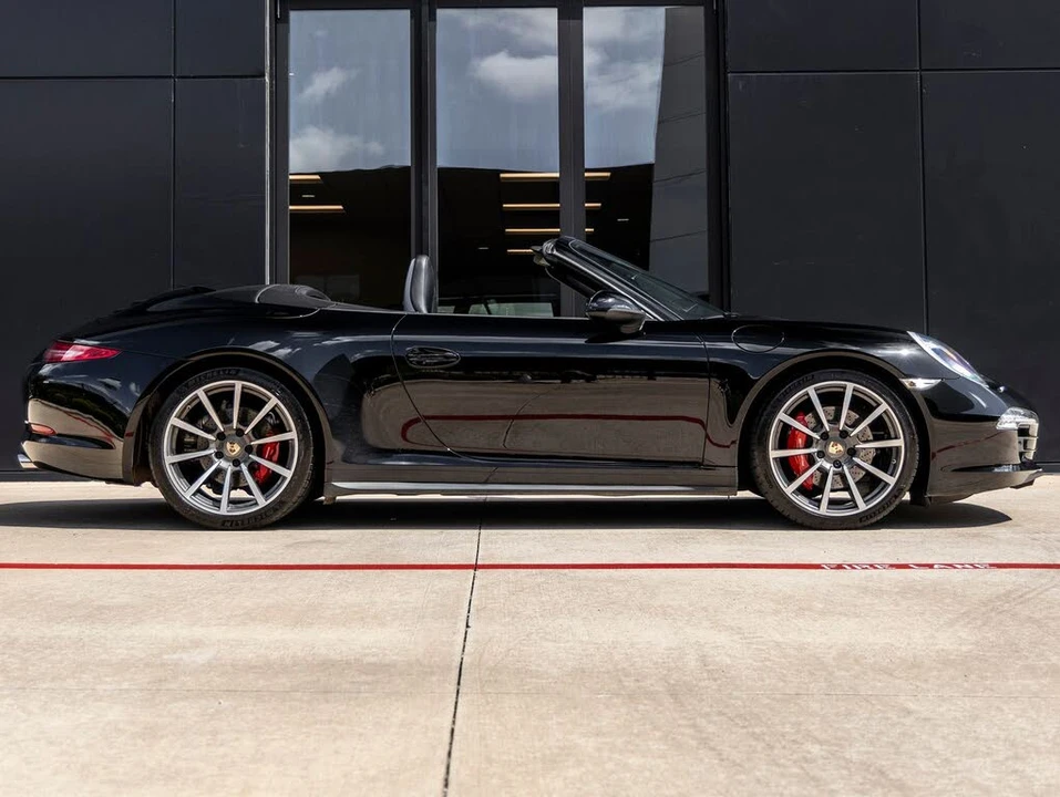 2014 Porsche 991 Carrera 4S - Image 13 of 31