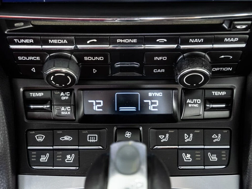 2014 Porsche 991 Carrera 4S - Image 17 of 31